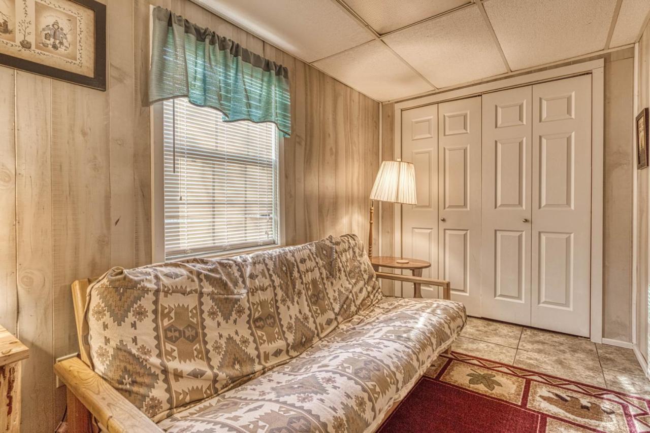Bear Den, Hot Tub, 1089 Of Free Attraction Tickets For Each Paid Day, Dollywood And More! Sevierville Buitenkant foto
